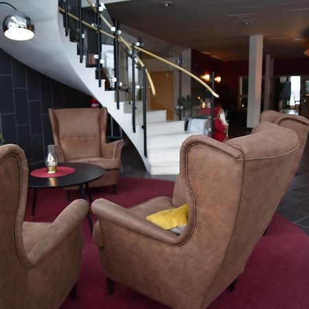 Hotell Arjaeng エクステリア 写真